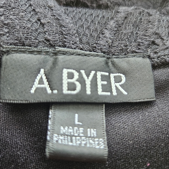 A. Byer Black Floral Lace Tank Style Top Size Large Goth Dark Romantic Coquette - Picture 9 of 9